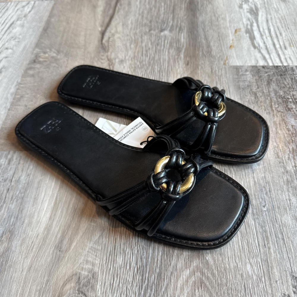 ZARA SUMMER EMBELLISHED FLAT SANDALS - SIZE 9 or 40 - BRAND NEW WITH TAG
